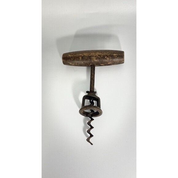 Antique Cast Iron Corkscrew – Marked Handle Possibly Williamson Co. - Picture 1 of 10